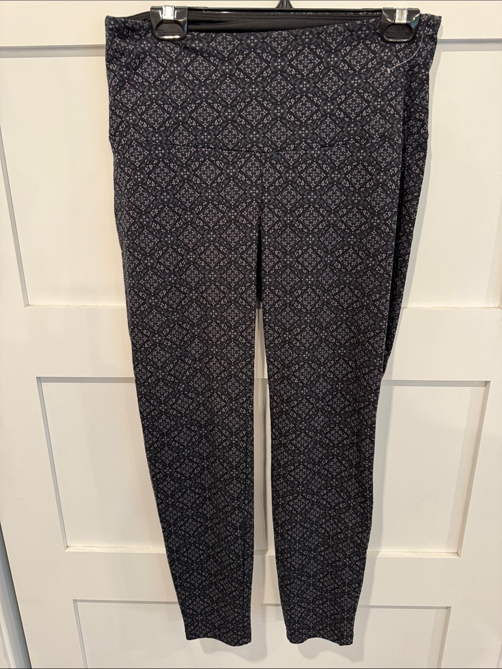 Westport Black Geometric Print High-Rise Leggings